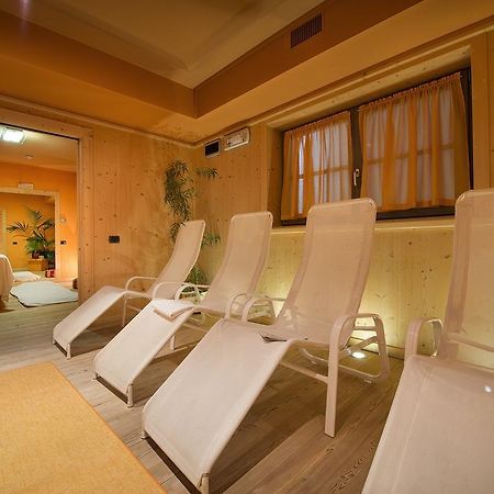 Hotel Marzia Ливиньо Екстериор снимка