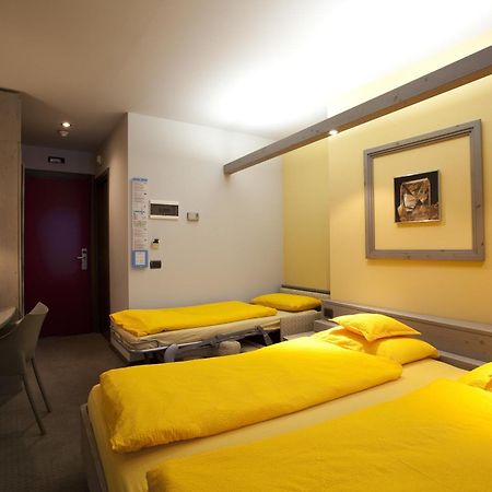 Hotel Marzia Ливиньо Екстериор снимка